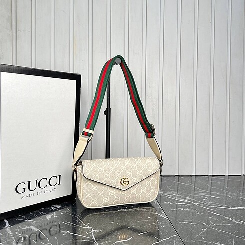 Beden çeşitli Renk Gucci