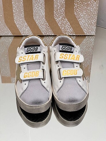 26 Beden Golden goose