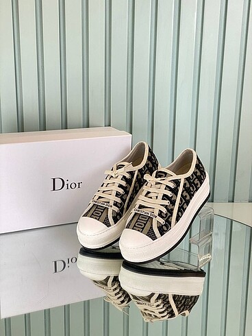 C. Dior