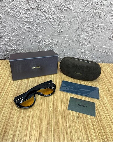 Beden Tom ford