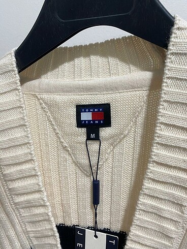 l Beden Tommy hilfiger