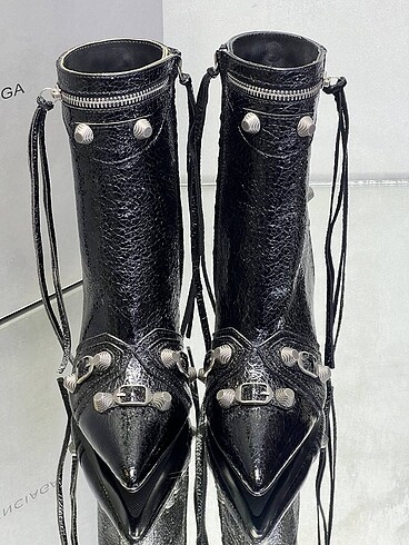 39 Beden Balenciaga