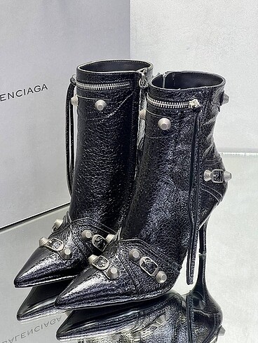 Balenciaga Balenciaga