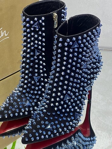 40 Beden Christian louboutin
