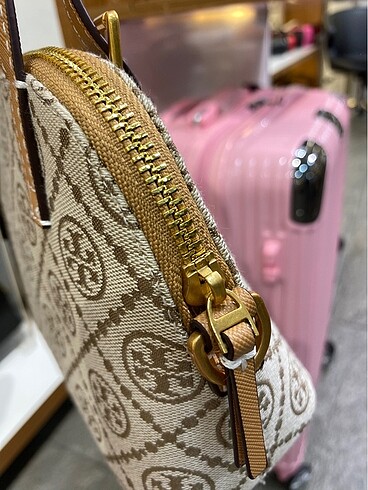 Beden Tory burch