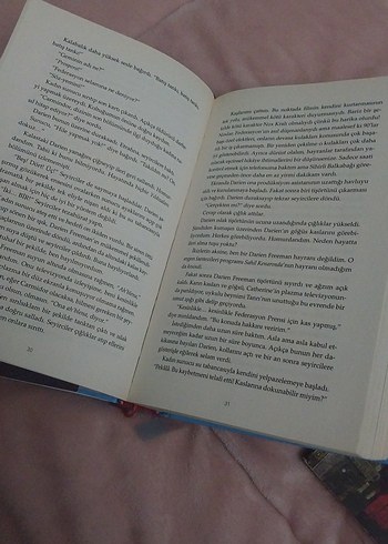 Geekerella - Ashley Poston (Ciltli) - Görsel 5