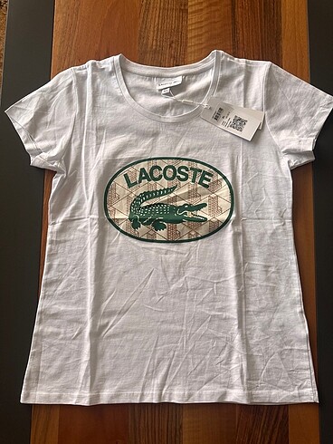 Lacoste kadın tshirt