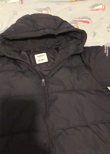 Erkek Çocuk Lacivert Kapüşonlu Kısa Mont - Görsel 6