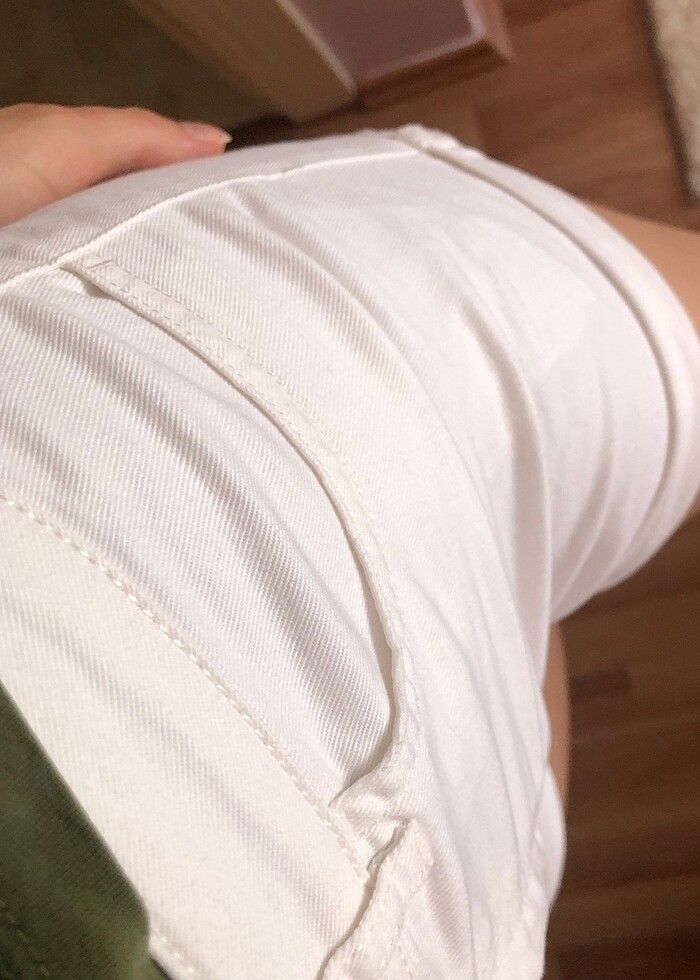 Beyaz Şort - Görsel 4