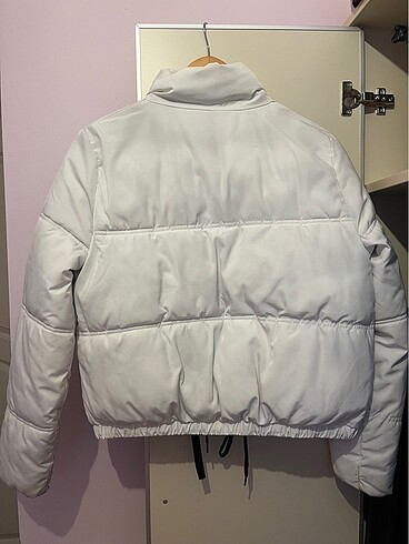 Beyaz Şişme Mont - Görsel 2