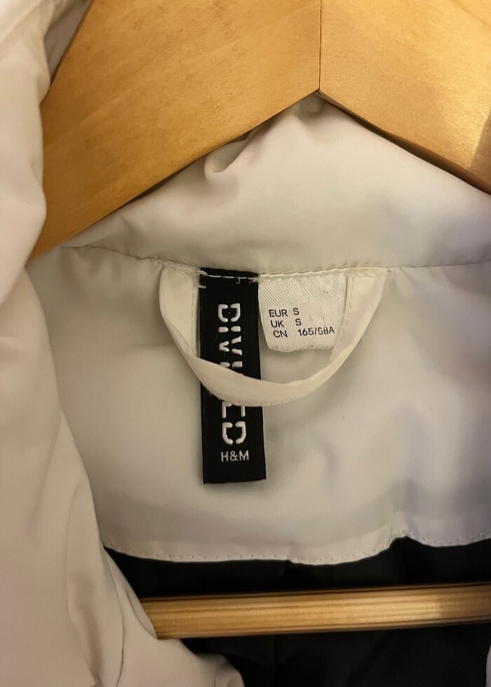 Beyaz Şişme Mont - Görsel 3