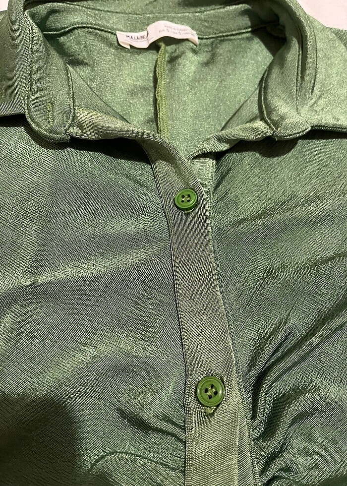 Yeşil Elbise - Görsel 3