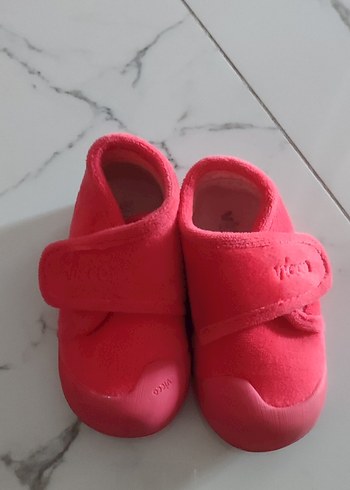 Vicco Kız Çocuk Pembe Sıcak Ev Terliği Velcro