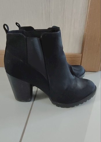 Bershka Bootie