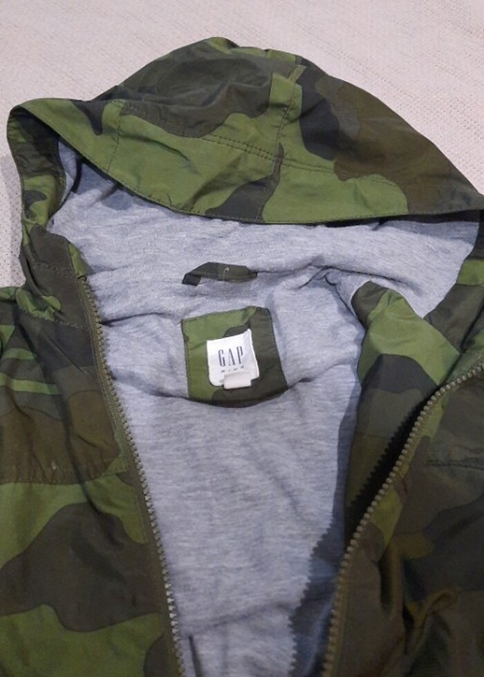 Erkek cocuk GAP yagmurluk - Görsel 2