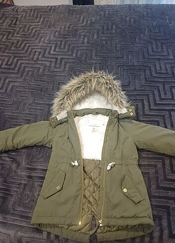 5 Yaş Beden haki Renk Hm kiz cocuk dolgulu parka