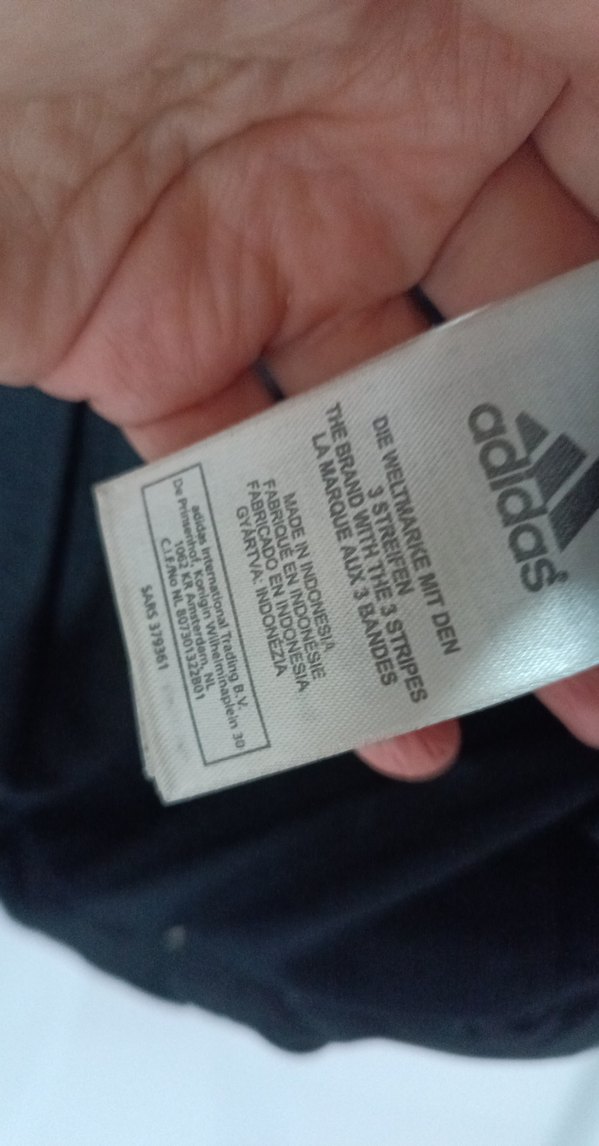 kus tuyu orjinal adidas montDüğmeli Siyah Kadın Kışlık Mont - Görsel 4