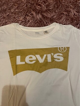 Simli baskı Levis tişört