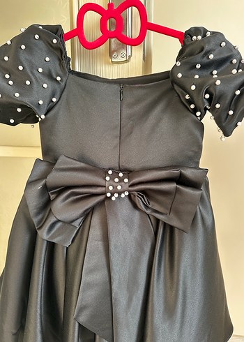 Kız Çocuk Saten Siyah Balon Kollu Elbise - Görsel 5