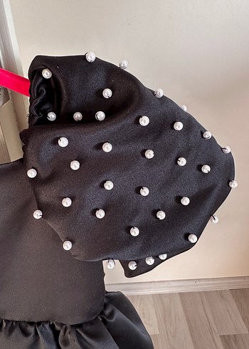 Kız Çocuk Saten Siyah Balon Kollu Elbise - Görsel 6