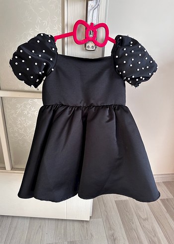 Kız Çocuk Saten Siyah Balon Kollu Elbise - Görsel 3