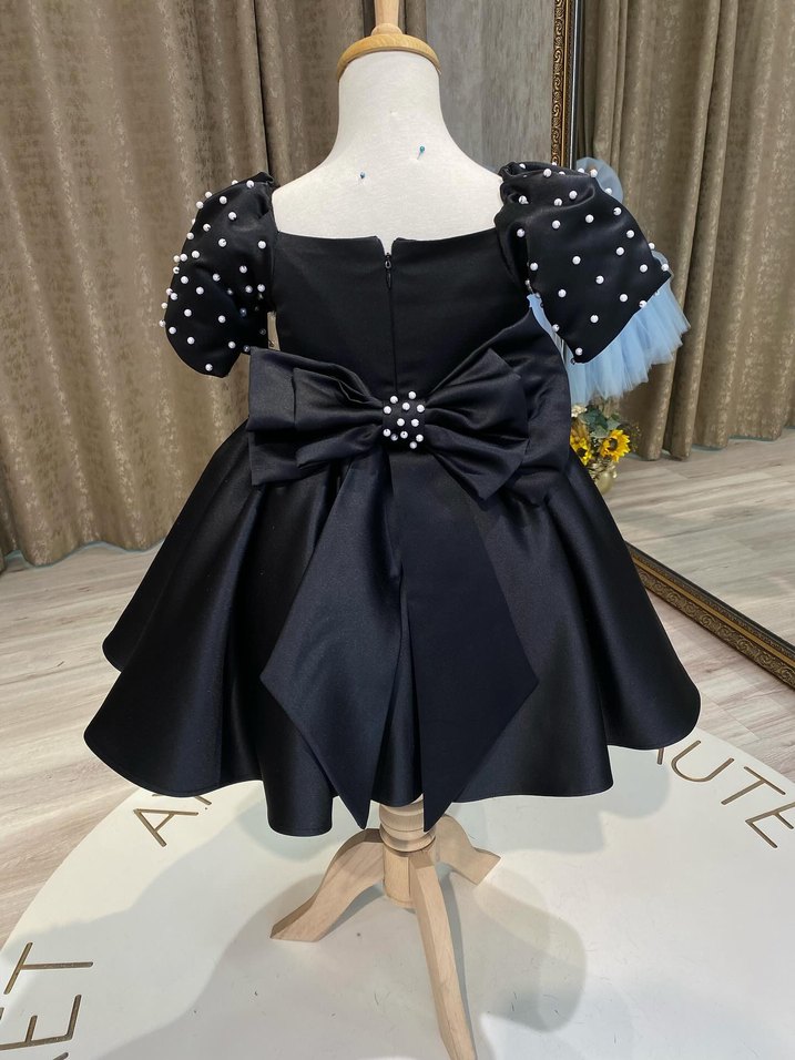 Kız Çocuk Saten Siyah Balon Kollu Elbise - Görsel 2