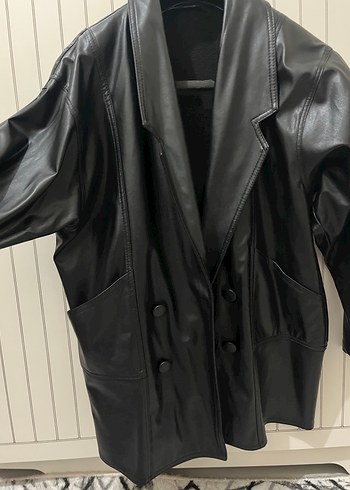 Düğmeli Siyah Deri Kadın Ceket - Görsel 3