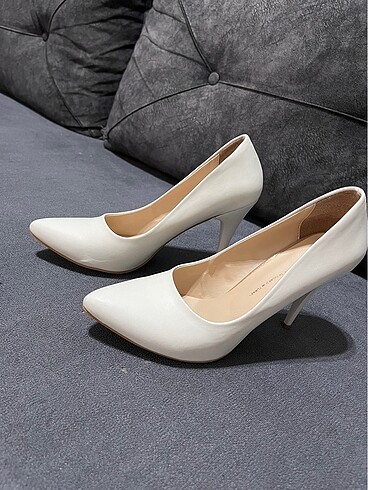 Diğer Beyaz stiletto