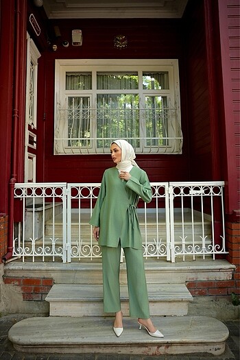 Armine TESETTÜR TAKIM
