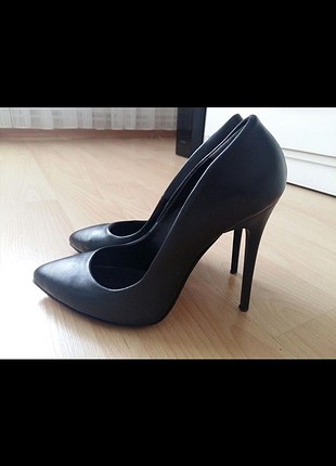 Stiletto 