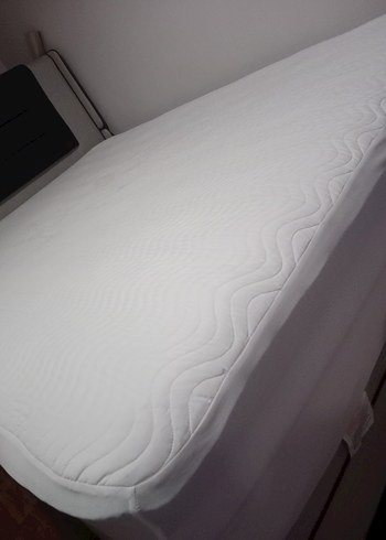 Beyaz Su Geçirmez Yatak Koruyucu - Görsel 2