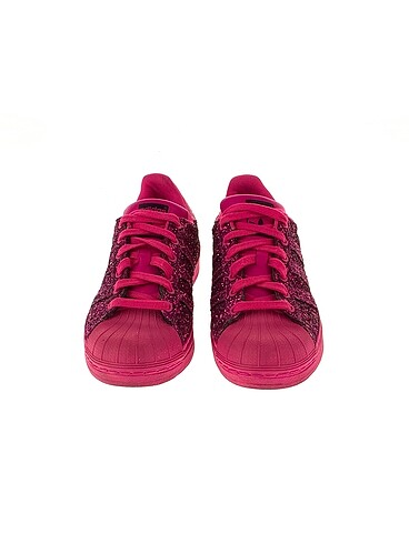 40 Beden Adidas Spor Ayakkabı %70 İndirimli.