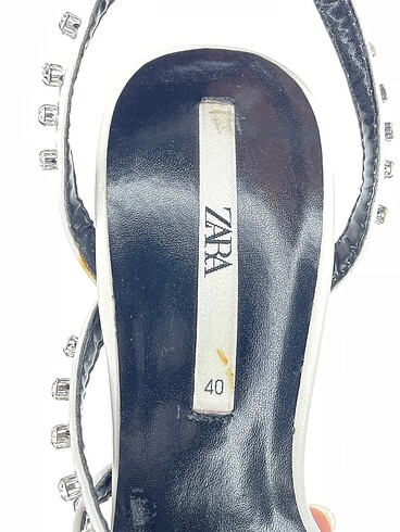 40 Beden beyaz Renk Zara Platform p İndirimli.
