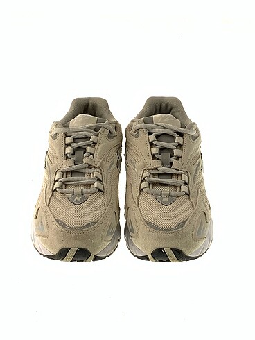 40,5 Beden New Balance Spor Ayakkabı p İndirimli.