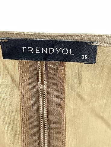 36 Beden çeşitli Renk Trendyol & Milla Bluz %70 İndirimli.