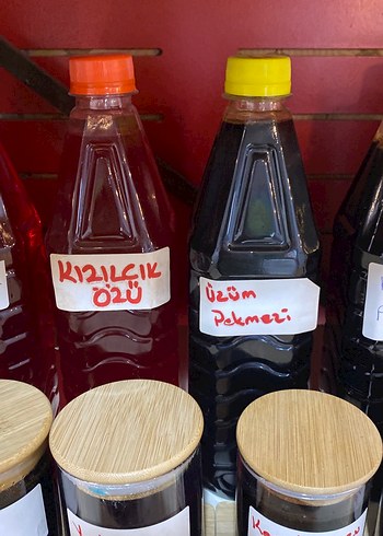 Kızılcık Özü ve Üzüm Pekmezi Şişeleri - Görsel 2