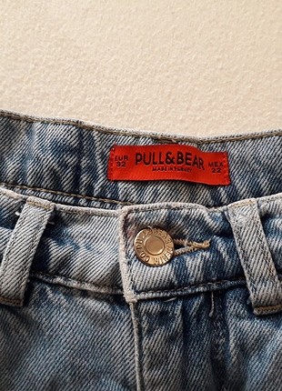 Pull and Bear ŞORT