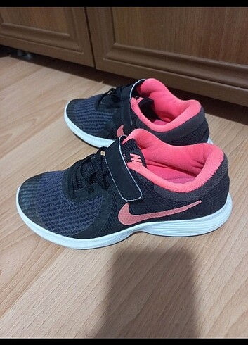 Nike cocuk atakkabi
