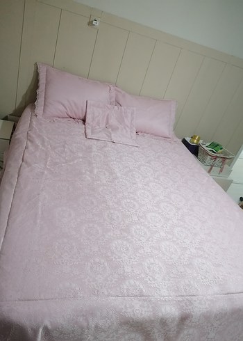 Pastel Pembe Düz Desen Yatak Örtüsü - Görsel 2