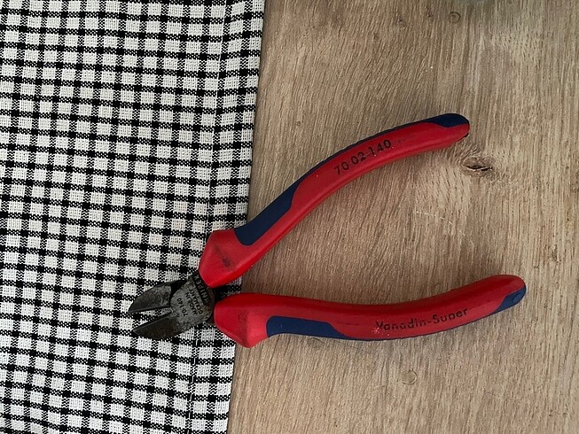Diğer Knipex Marka Tel Makası