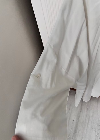 Düğmeli Beyaz Keten Kadın Gömlek - Görsel 2
