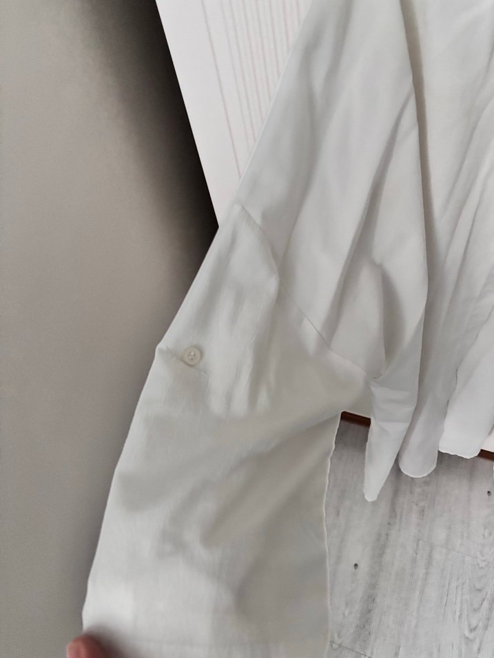 Düğmeli Beyaz Keten Kadın Gömlek - Görsel 2