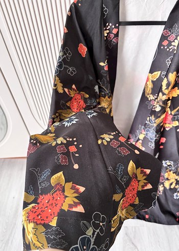 Desenli Uzun Siyah Kadın Kimono - Görsel 2