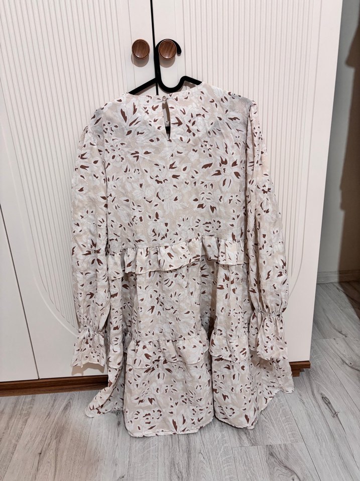 Bej Desenli Elbise - Görsel 2