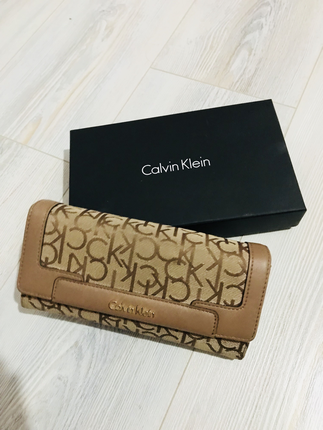 Calvin klein cüzdan