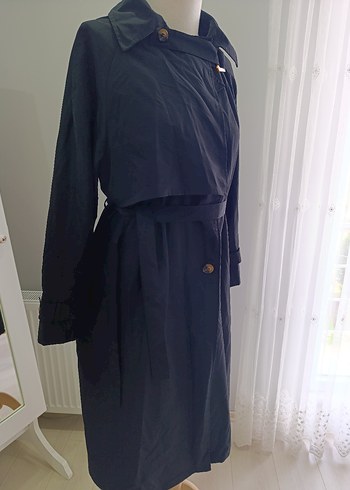 Siyah Kadın Kuşaklı Uzun Trençkot - Görsel 3