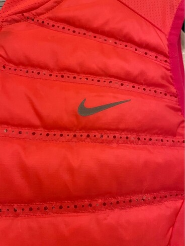 s Beden pembe Renk Nike şişme koşu yeleği