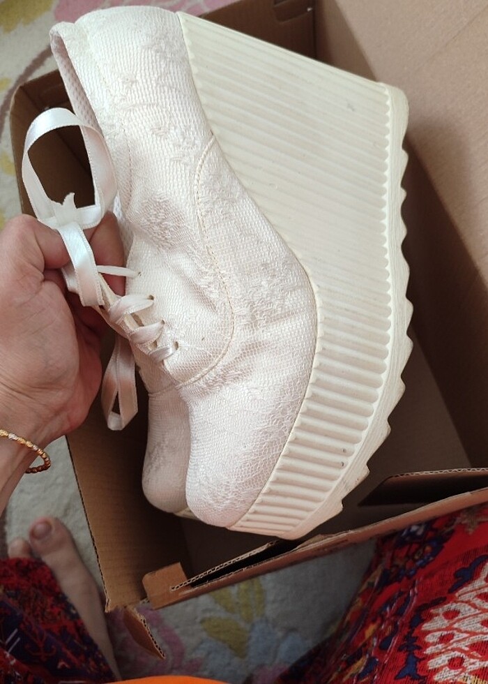 Gelin ayakkabısı dolgu topuklu - Görsel 3