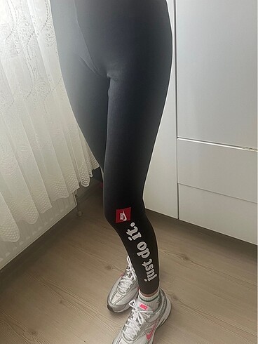 xs Beden siyah Renk Nike Tayt