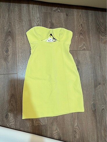 xs Beden Zara Sarı Straplez Elbise